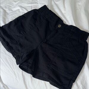 Old Navy Black Cargo Shorts Casual Style, women’s size S
